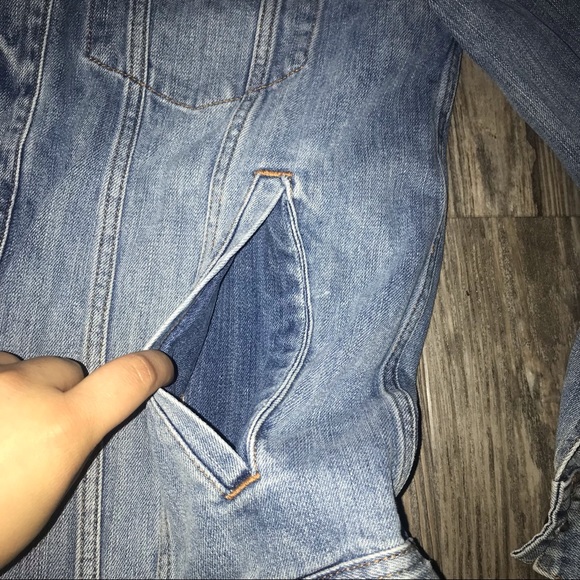 Jean jacket - Picture 2 of 3